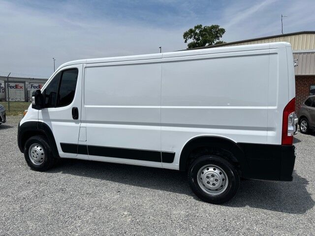2023 Ram ProMaster 2500 Cargo Van w/ TommyGate Lift & Bulkhead Ashland VA