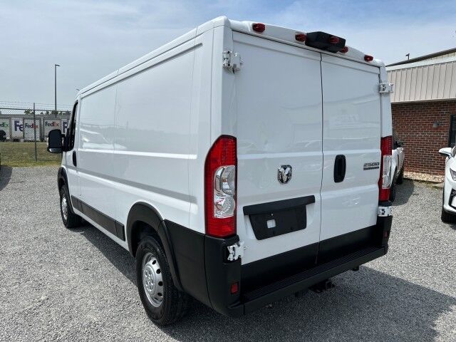 2023 Ram ProMaster 2500 Cargo Van w/ TommyGate Lift & Bulkhead Ashland VA
