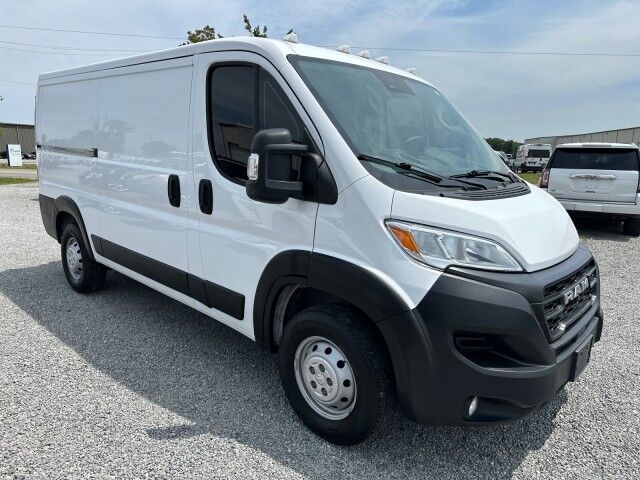 2023 Ram ProMaster 2500 Cargo Van w/ TommyGate Lift & Bulkhead Ashland VA