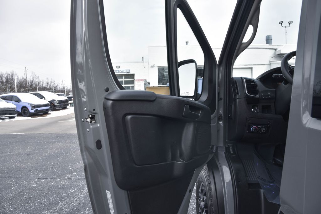 2023 Ram ProMaster 2500 Window Van High Roof Akron OH