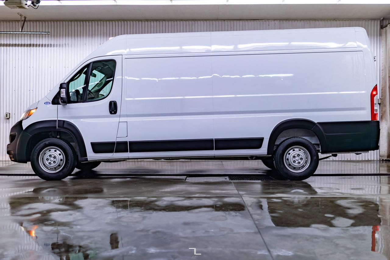 2023 Ram ProMaster 3500 Ext High Roof Cargo Van BCam Red Deer AB