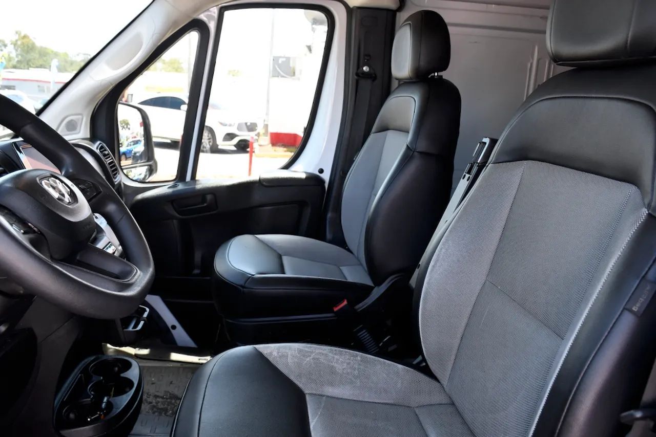 2023 Ram ProMaster Cargo Van 2500 High Roof Van 3D Doral FL