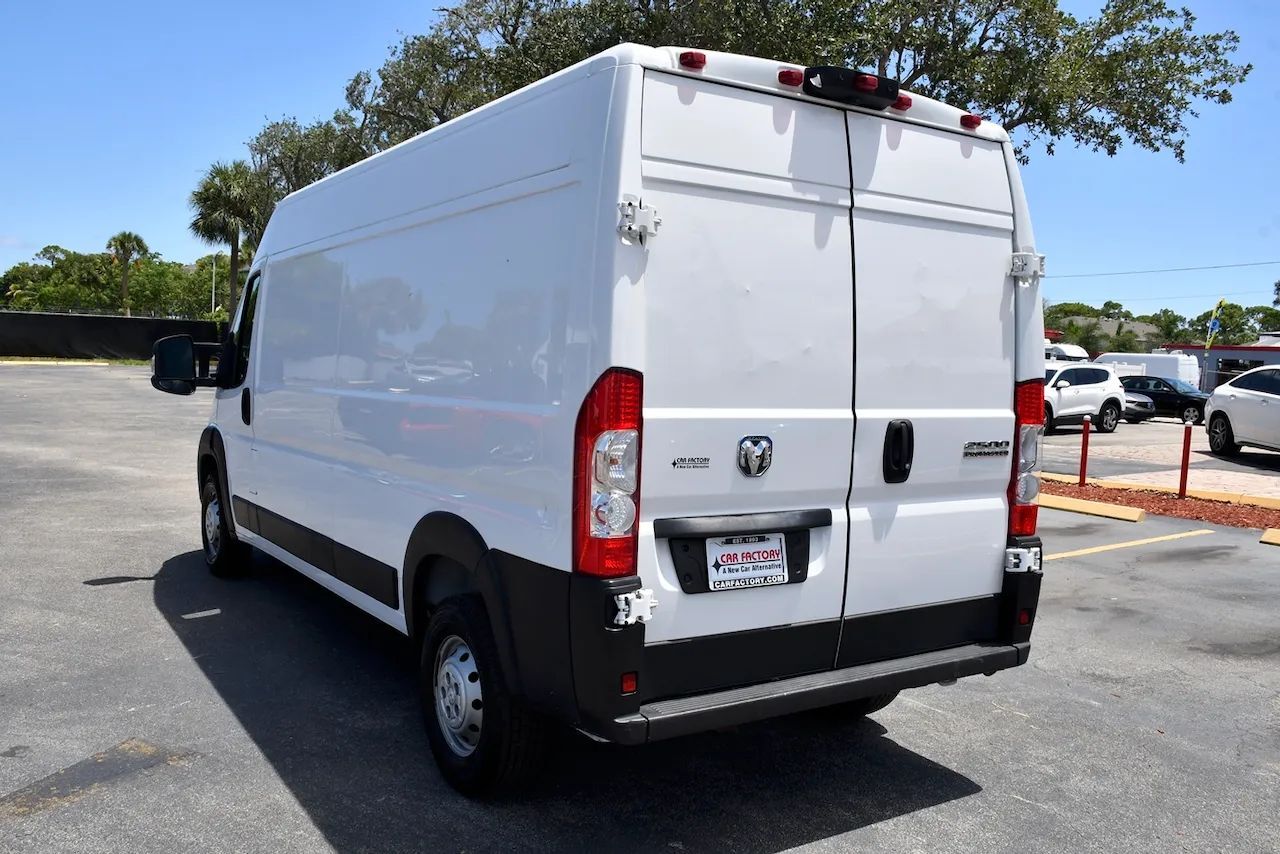 2023 Ram ProMaster Cargo Van 2500 High Roof Van 3D Doral FL