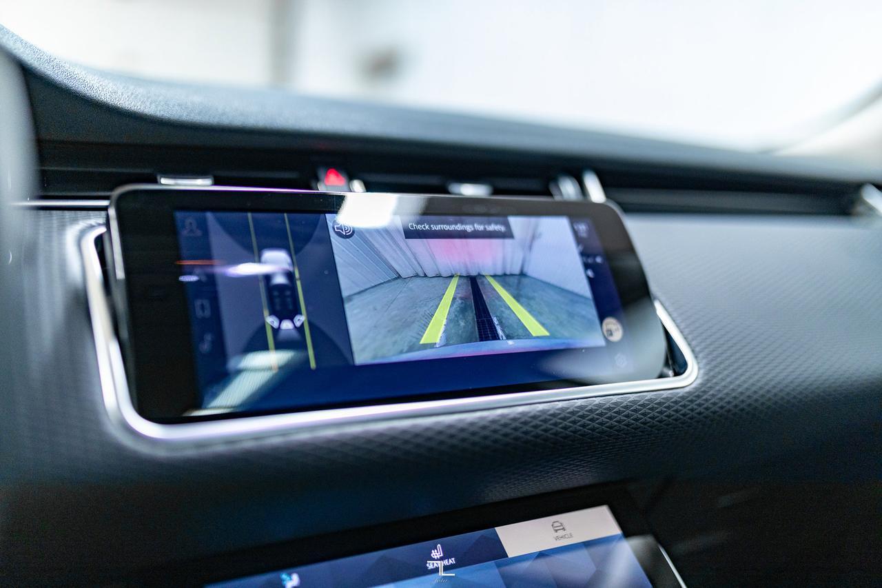 2023 Range Rover Evoque AWD S Leather Roof Nav BCam Red Deer AB