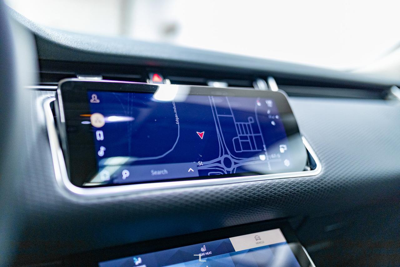 2023 Range Rover Evoque AWD S Leather Roof Nav BCam Red Deer AB