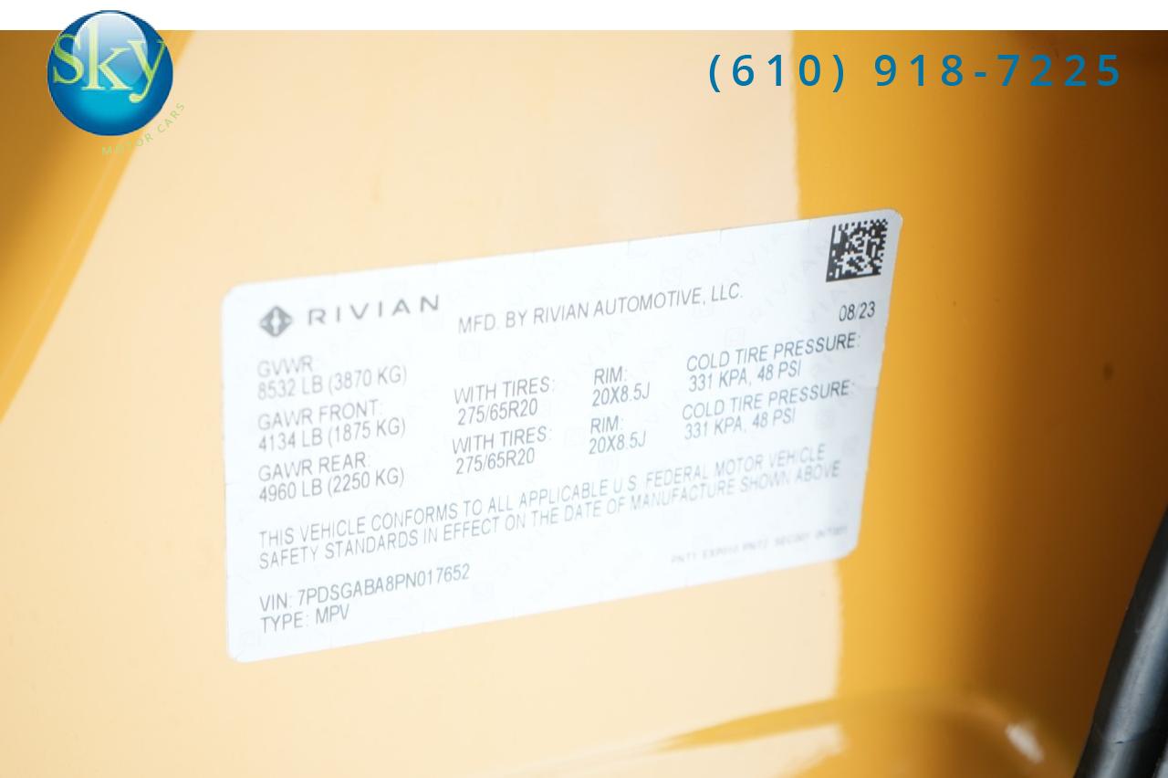 2023 Rivian R1S AWD Quad-Motor Large Pack Adventure West Chester PA