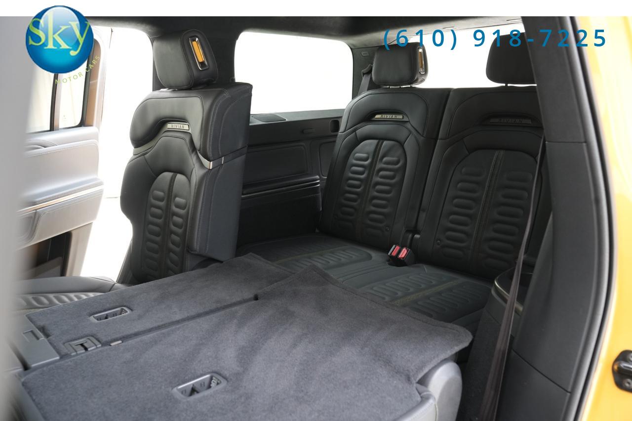 2023 Rivian R1S AWD Quad-Motor Large Pack Adventure West Chester PA