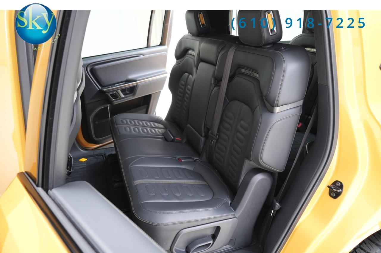 2023 Rivian R1S AWD Quad-Motor Large Pack Adventure West Chester PA