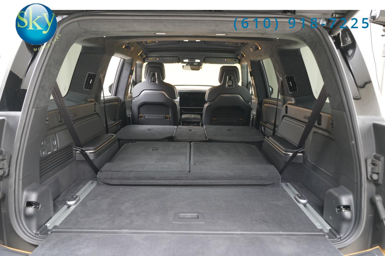 2023 Rivian R1S AWD Quad-Motor Large Pack Adventure West Chester PA