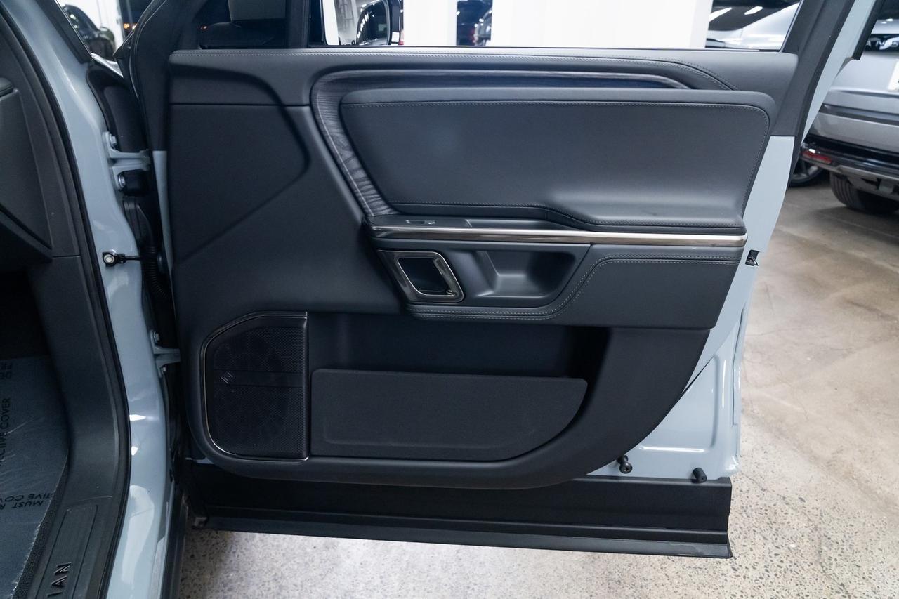 2023 Rivian R1S Adventure 1 Owner Vented Seats Surround View Camera Portland OR