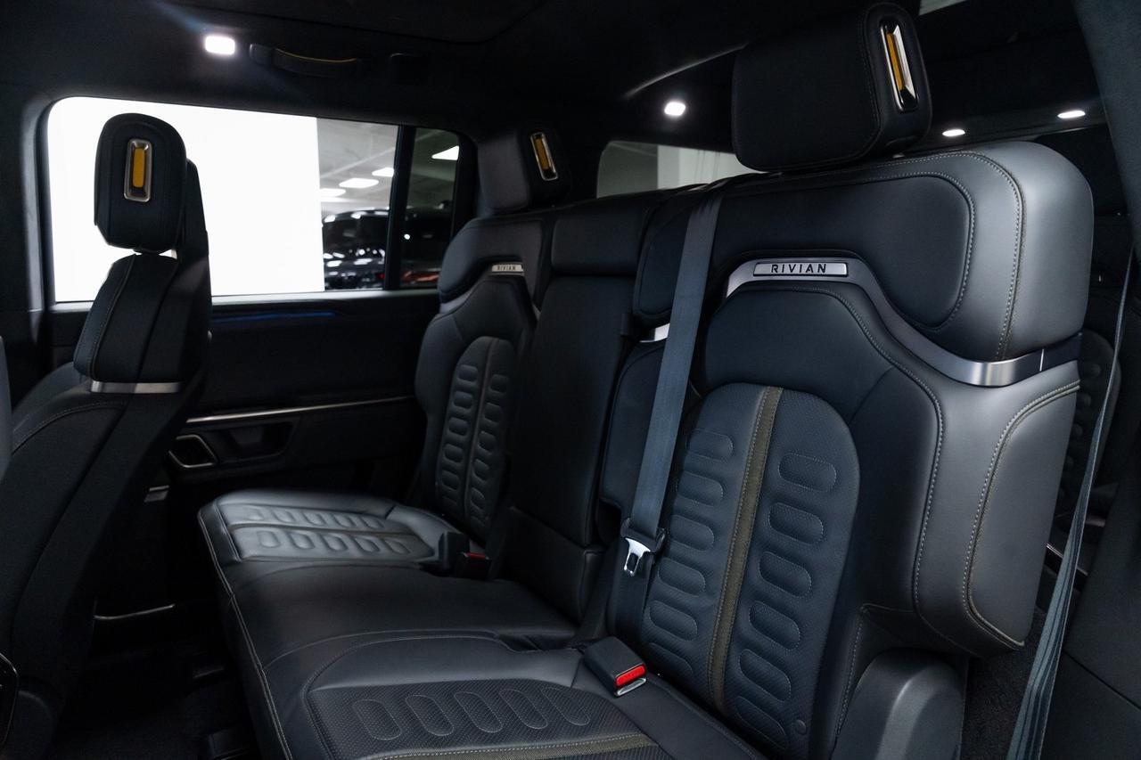 2023 Rivian R1S Adventure 1 Owner Vented Seats Surround View Camera Portland OR