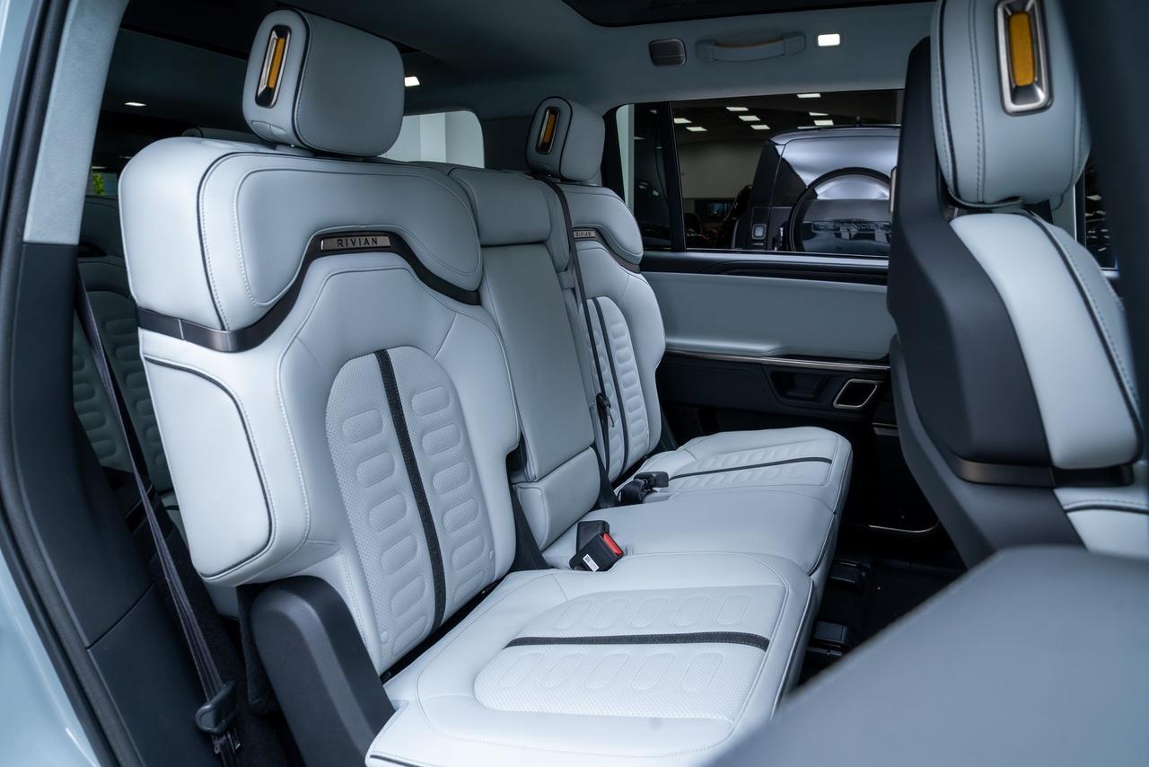 2023 Rivian R1S Adventure AWD Quad Motor Adaptive Cruise Portland OR