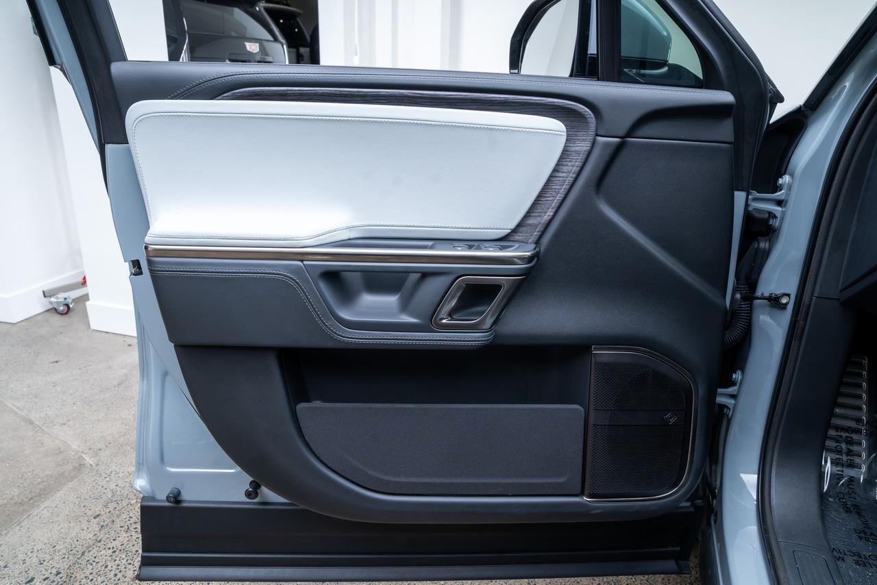 2023 Rivian R1S Adventure AWD Quad Motor Adaptive Cruise Portland OR