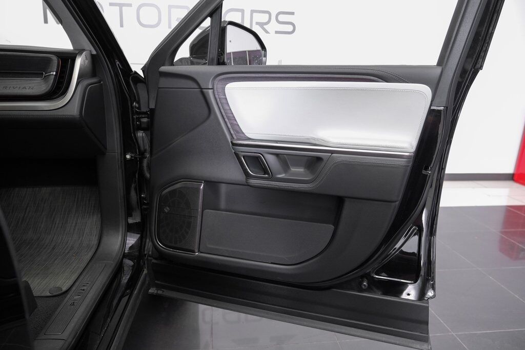 2023 Rivian R1S Adventure Carrollton TX