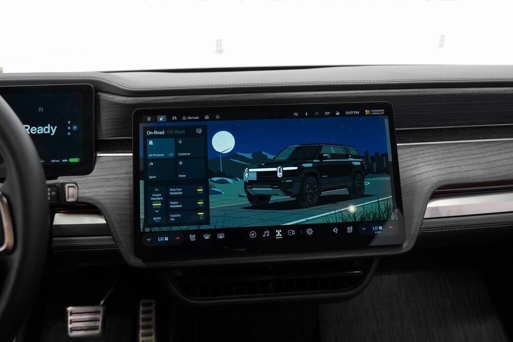 2023 Rivian R1S Adventure Carrollton TX