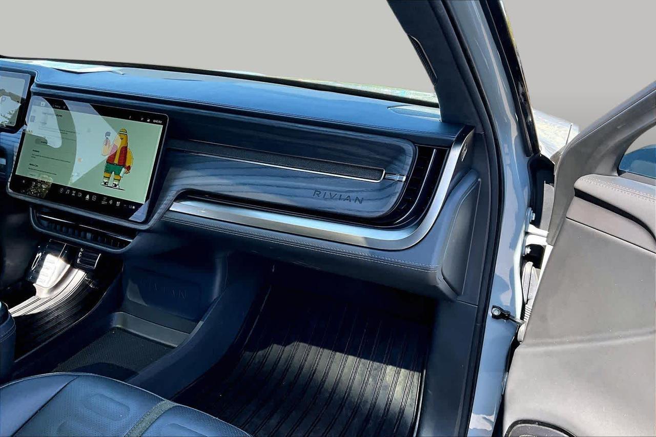 2023 Rivian R1S Adventure Folsom CA