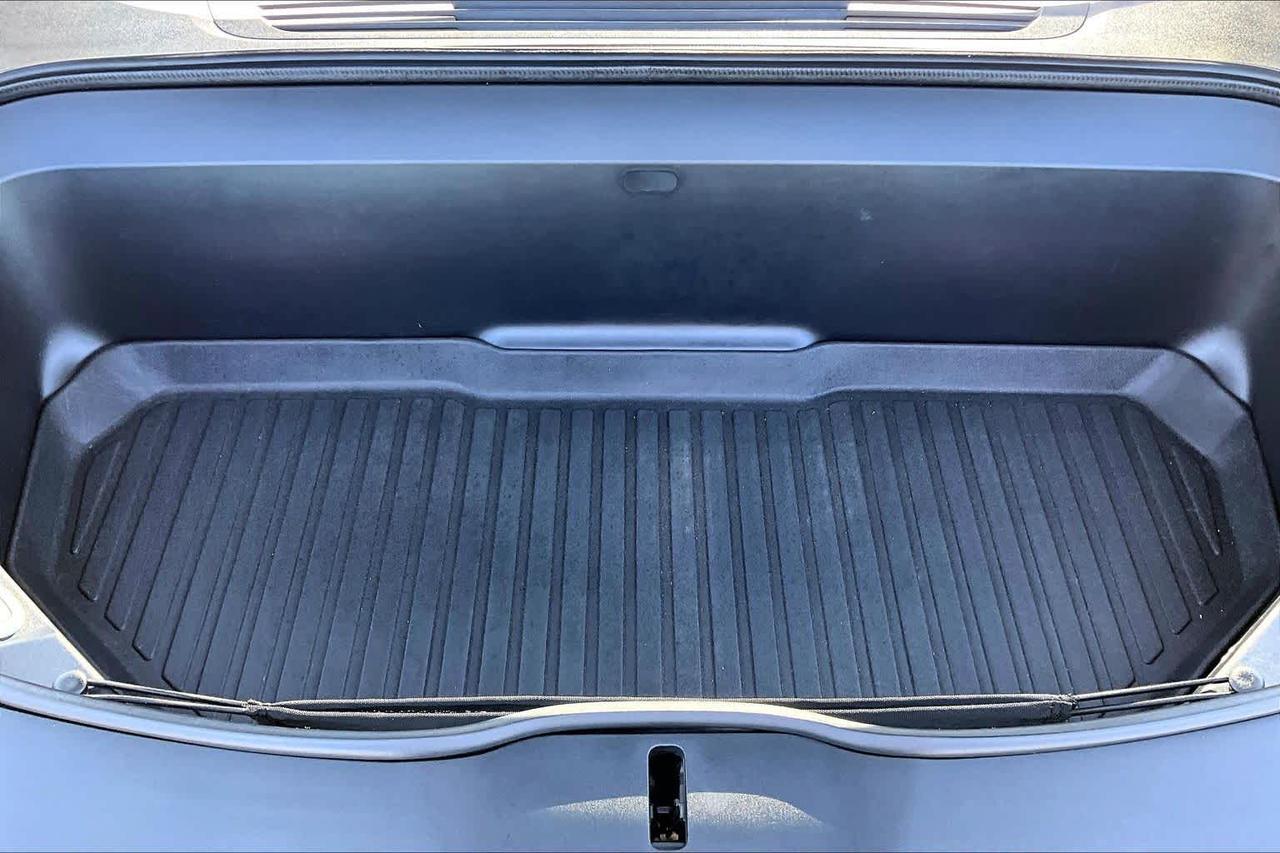 2023 Rivian R1S Adventure Folsom CA