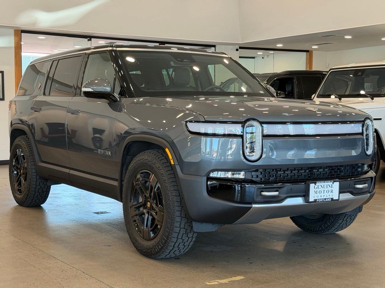 2023 Rivian R1S Adventure