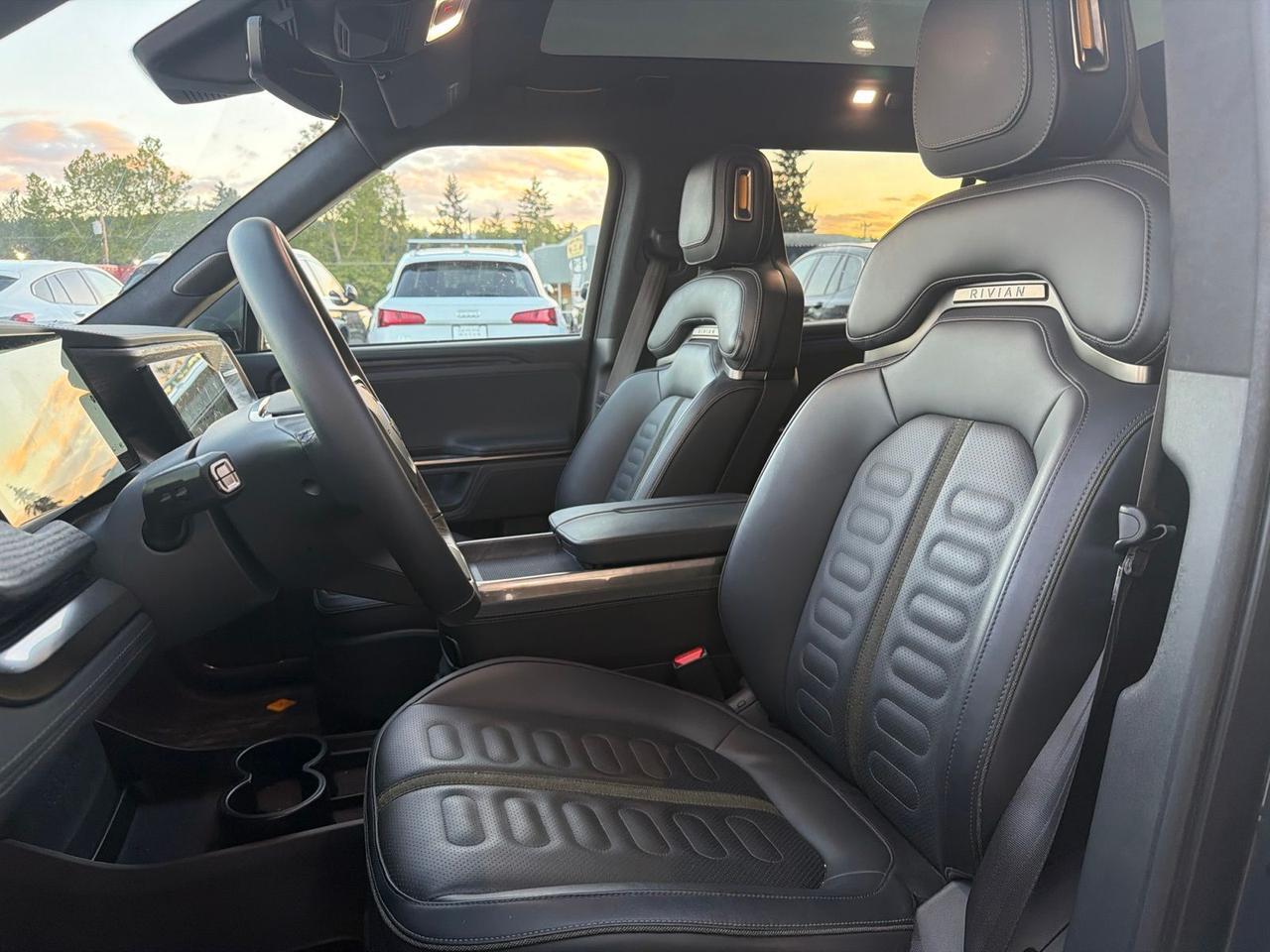 2023 Rivian R1S Adventure Gladstone OR