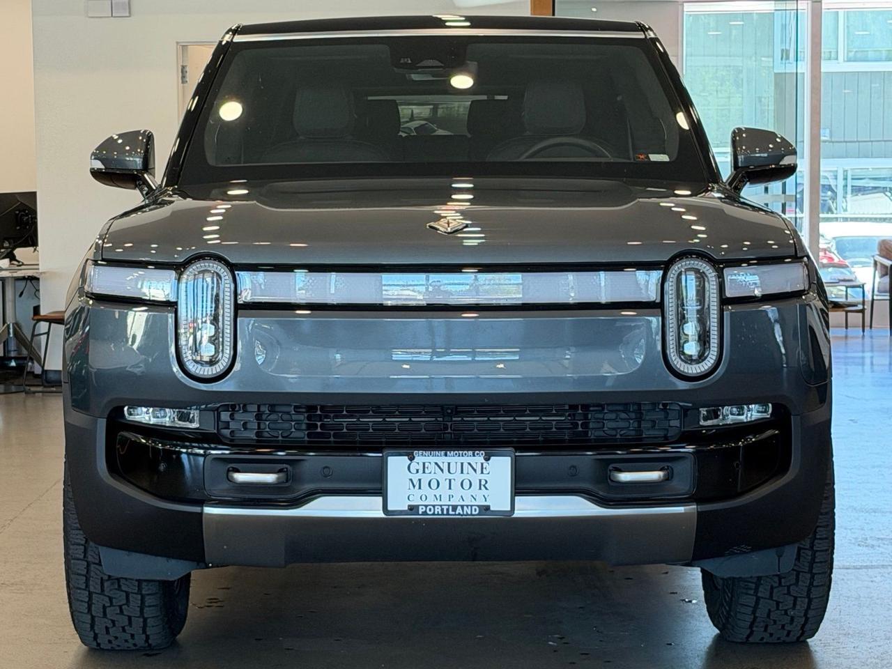 2023 Rivian R1S Adventure