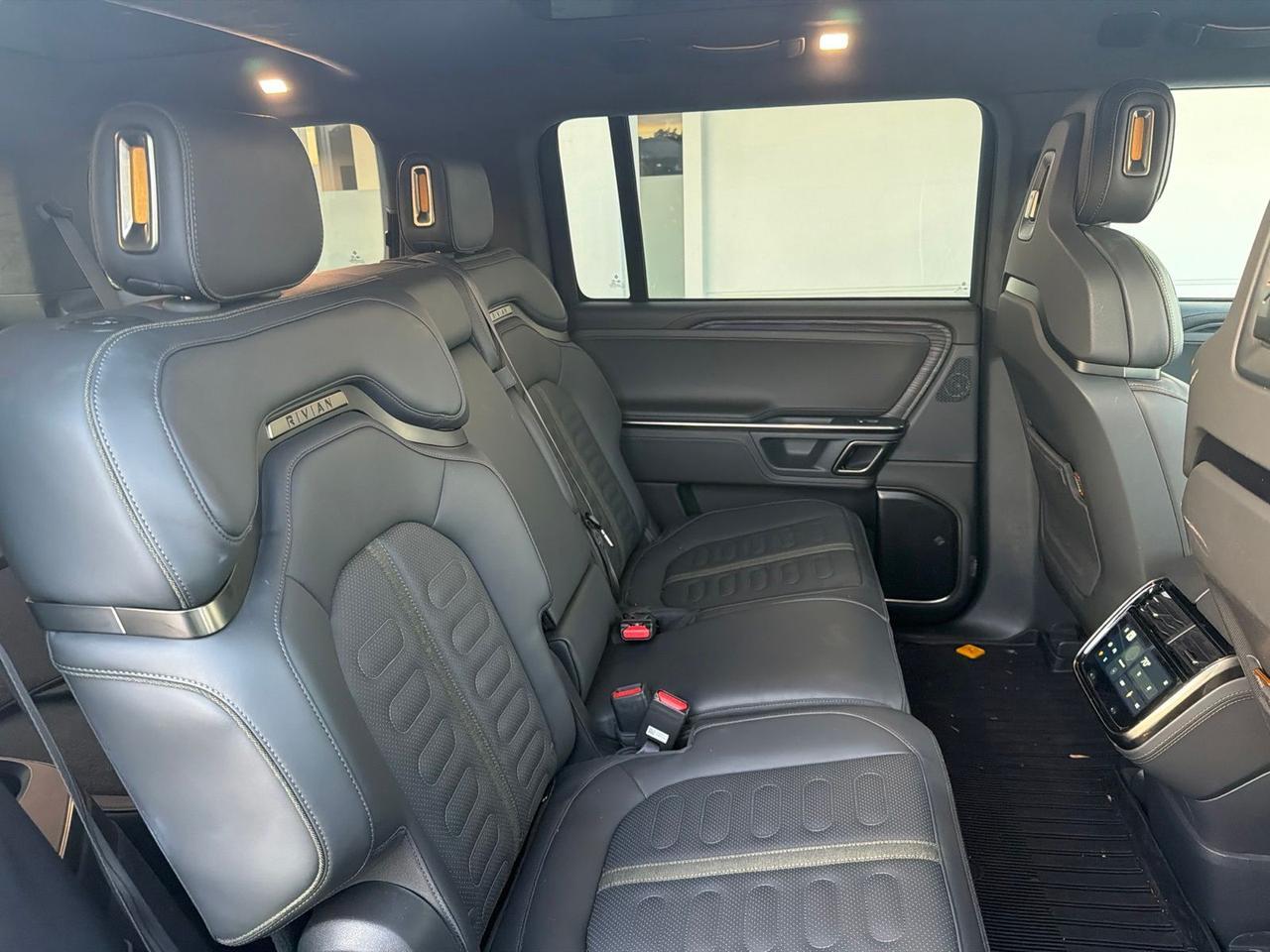 2023 Rivian R1S Adventure Gladstone OR