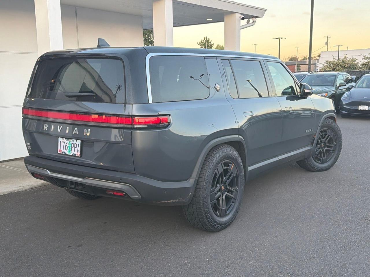 2023 Rivian R1S Adventure Gladstone OR