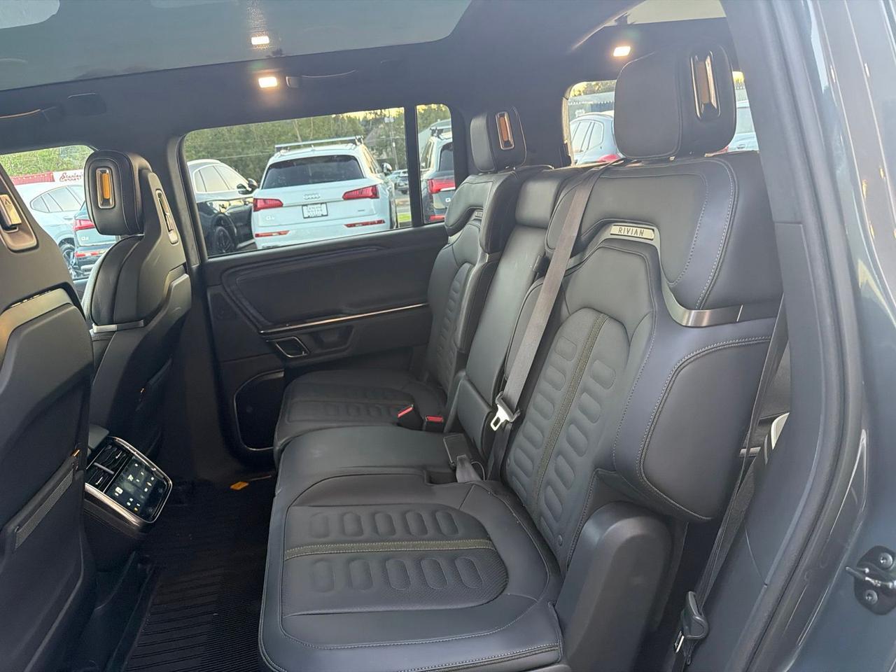 2023 Rivian R1S Adventure Gladstone OR