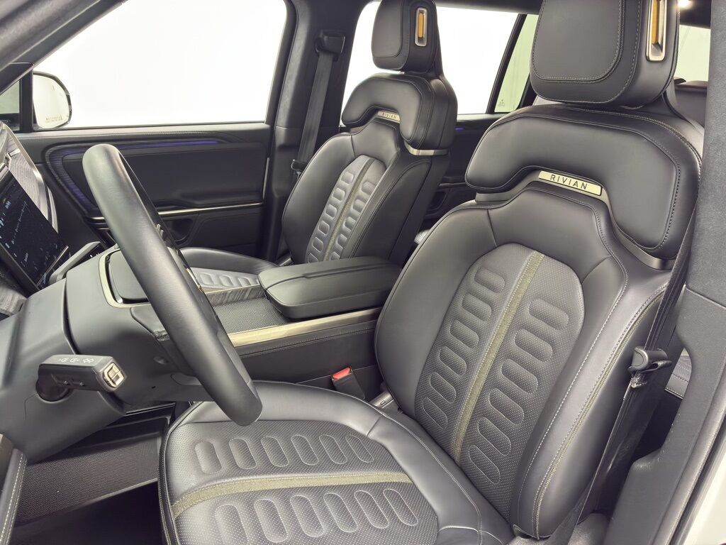 2023 Rivian R1S Adventure Highlands Ranch CO