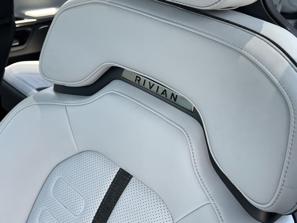 2023 Rivian R1S Adventure Indianapolis IN