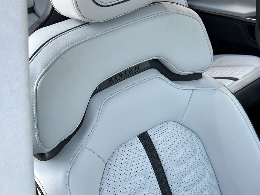 2023 Rivian R1S Adventure Indianapolis IN