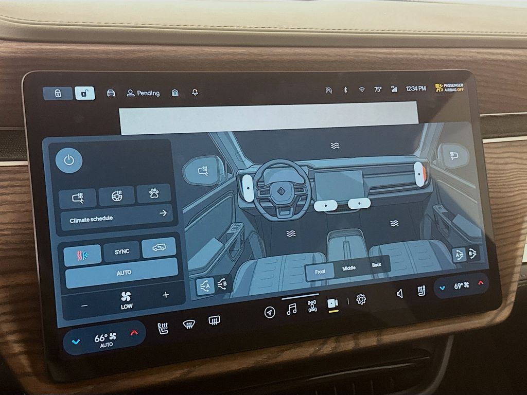2023 Rivian R1S Adventure Kennewick WA