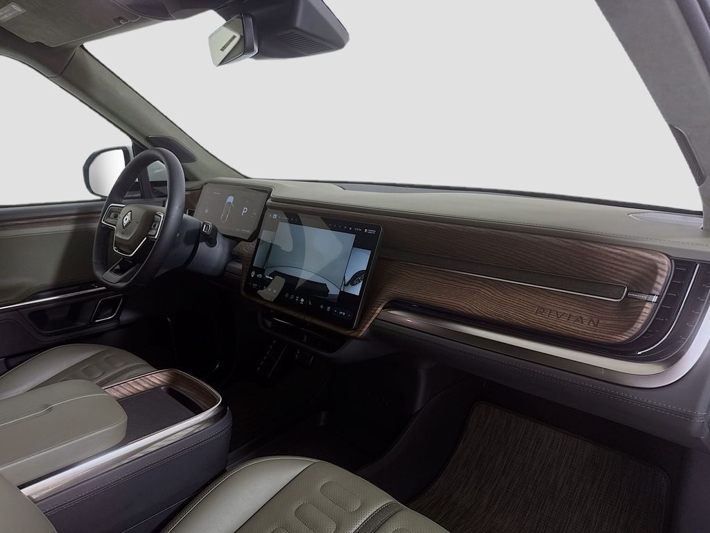 2023 Rivian R1S Adventure Kennewick WA