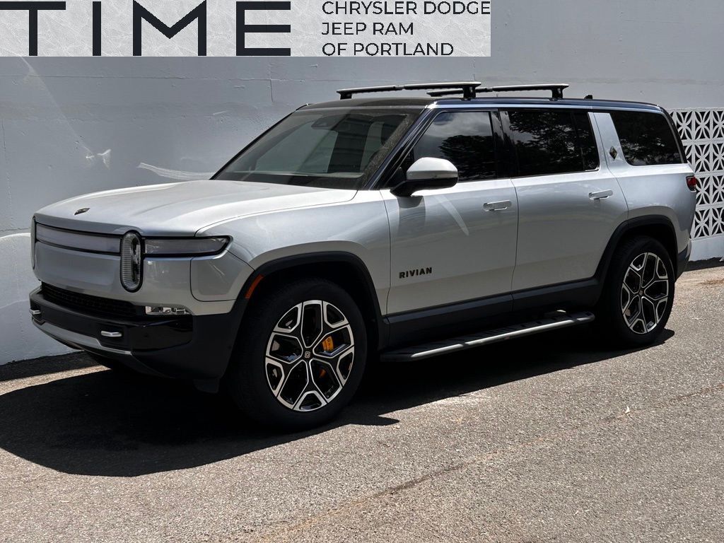 2023 Rivian R1S Adventure