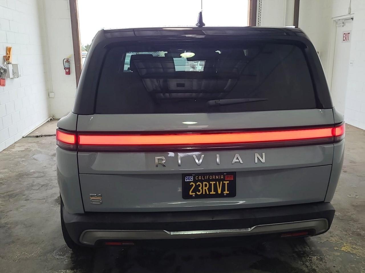 2023 Rivian R1S Adventure Quad Motor Adaptive Cruise Portland OR