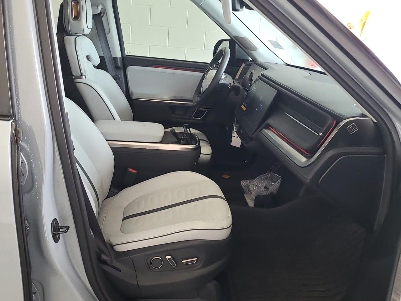 2023 Rivian R1S Adventure Quad Motor Adaptive Cruise Portland OR