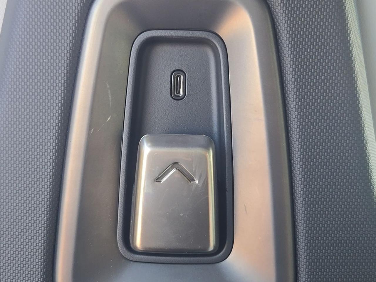 2023 Rivian R1S Adventure Quad Motor Large Pack Fredericksburg VA