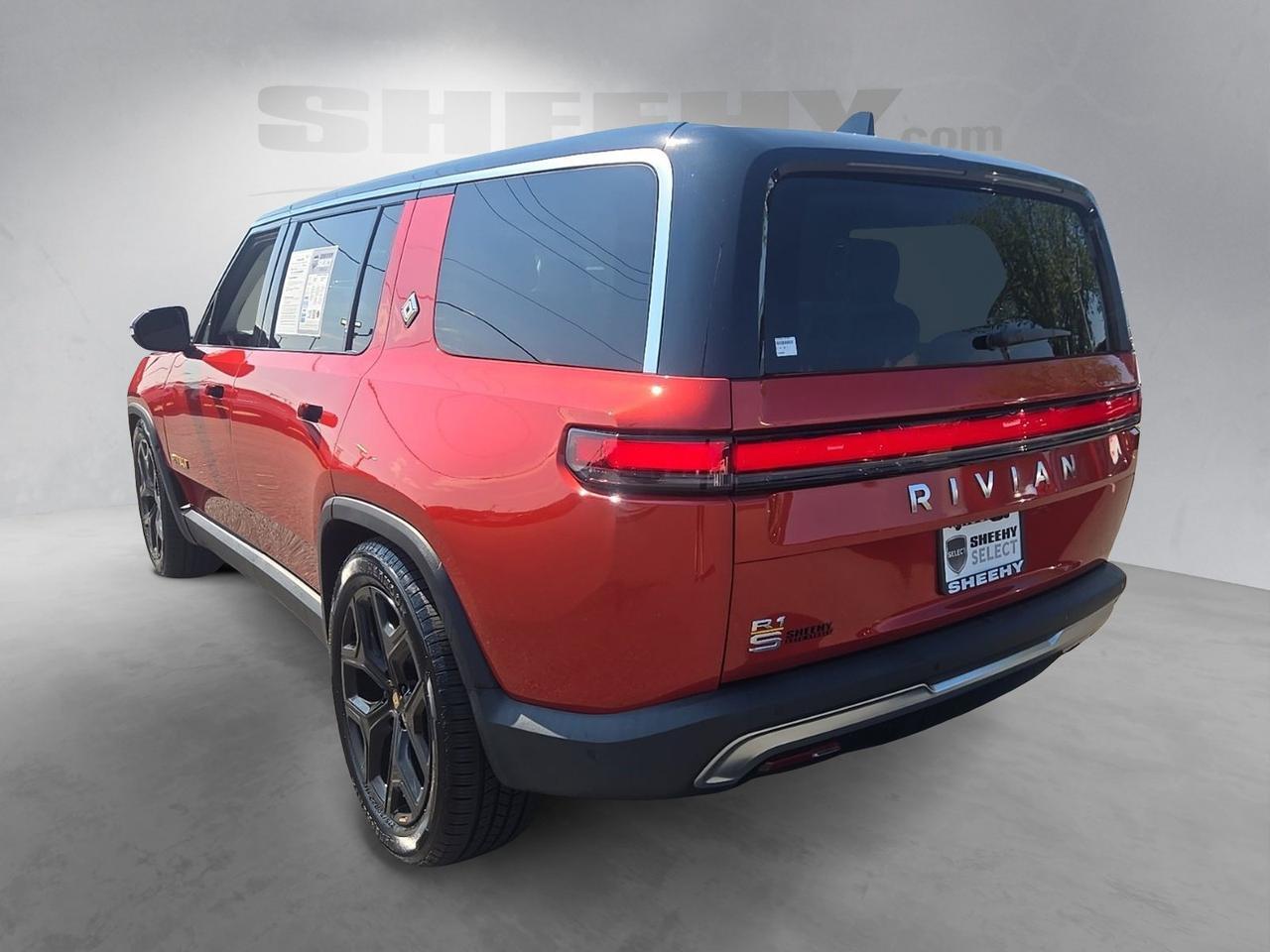 2023 Rivian R1S Adventure Quad Motor Large Pack Fredericksburg VA