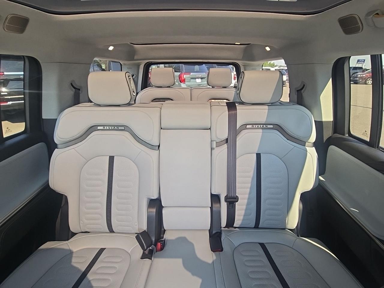 2023 Rivian R1S Adventure Quad Motor Large Pack Fredericksburg VA