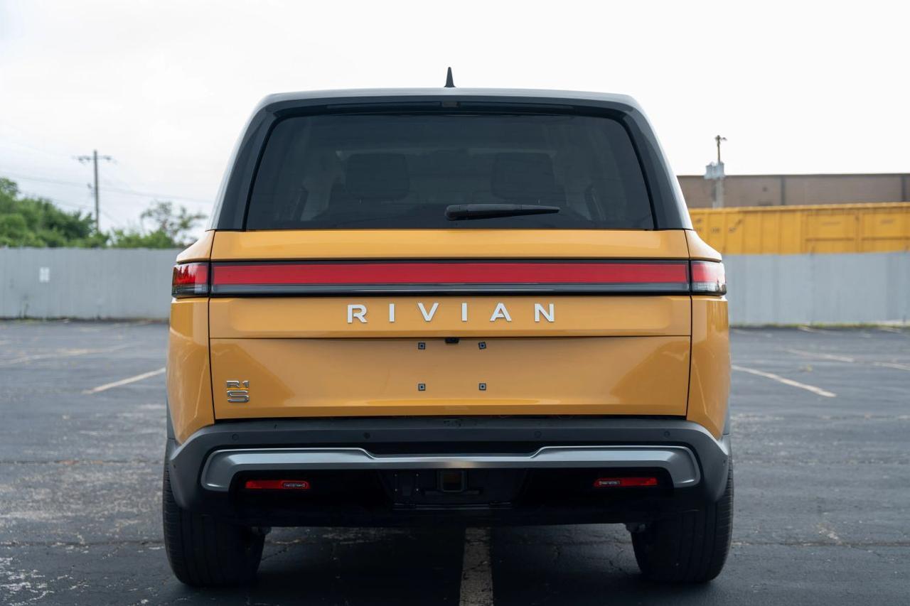 2023 Rivian R1S Adventure Sport Utility 4D St. Louis MO