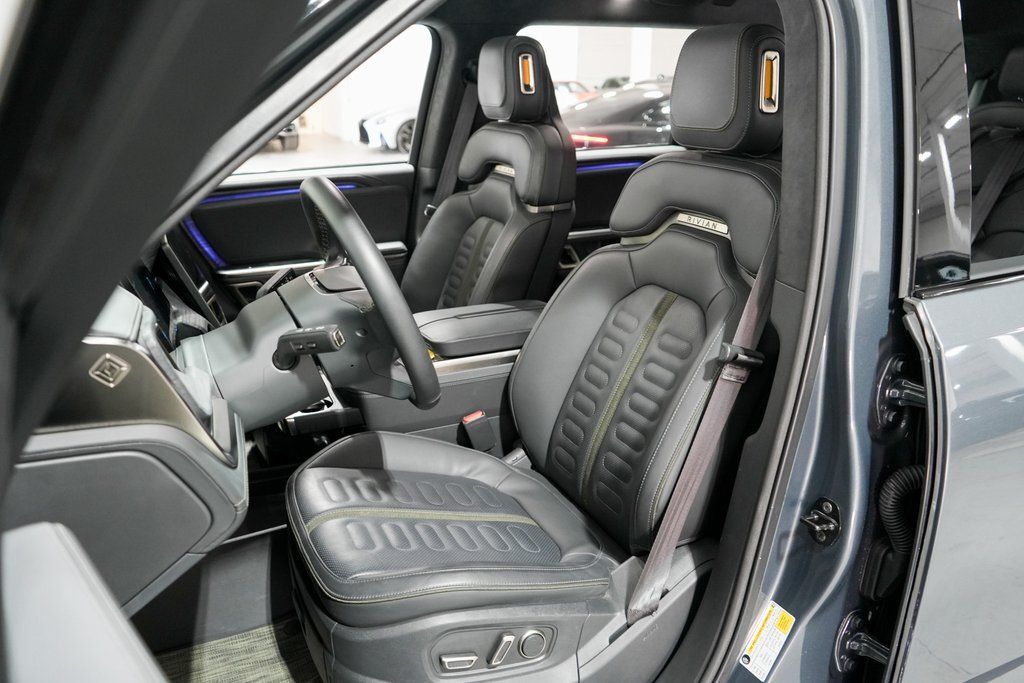 2023 Rivian R1S Adventure Tigard OR