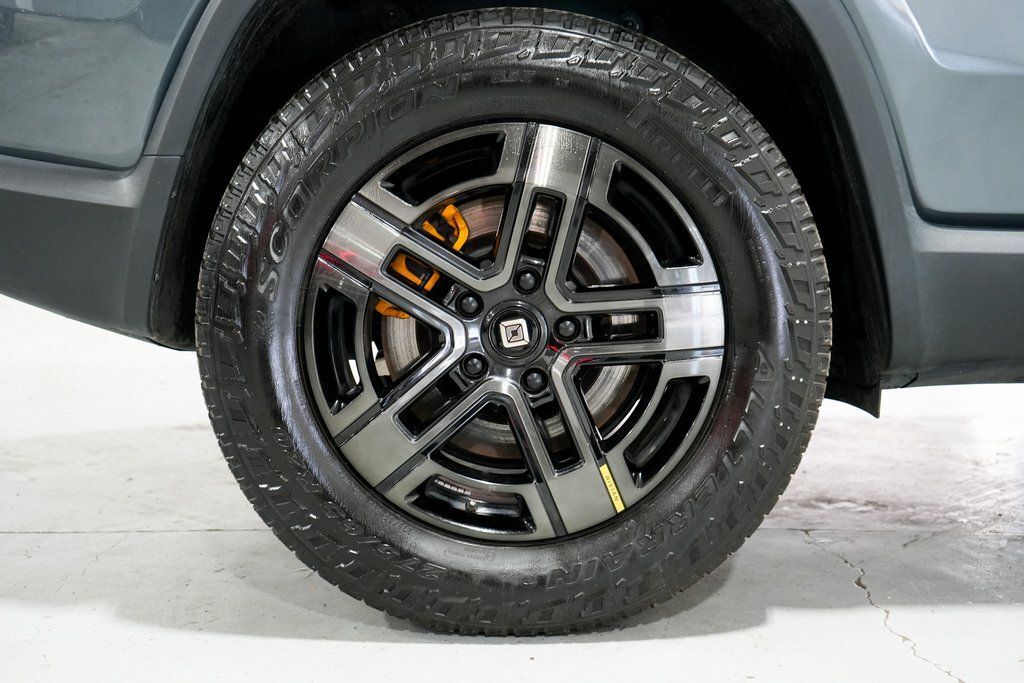 2023 Rivian R1S Adventure Tigard OR