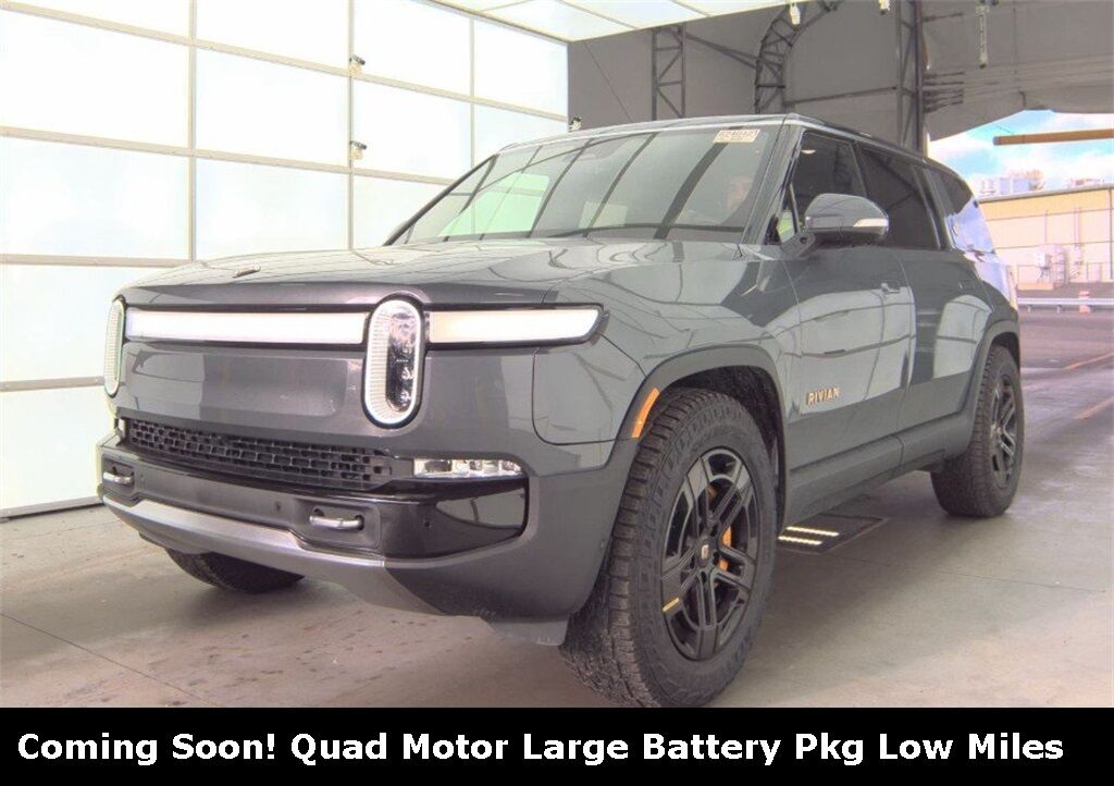2023 Rivian R1S