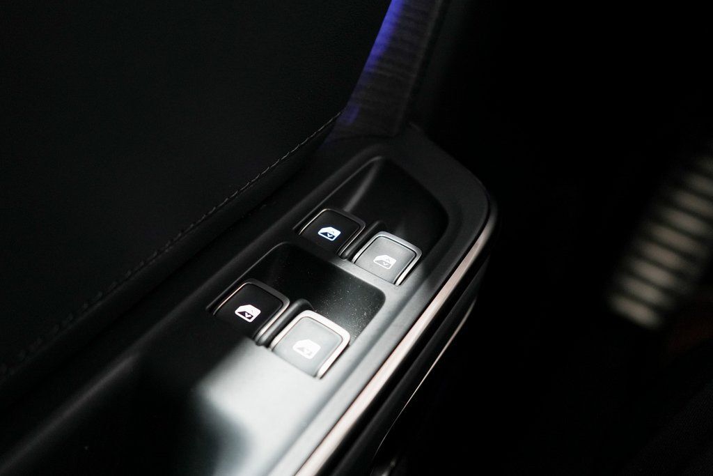 2023 Rivian R1S Adventure Tigard OR