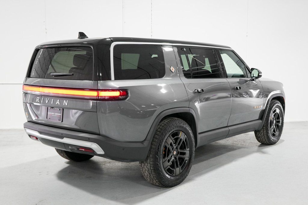2023 Rivian R1S Adventure Tigard OR