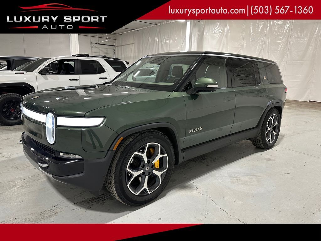 2023 Rivian R1S Adventure