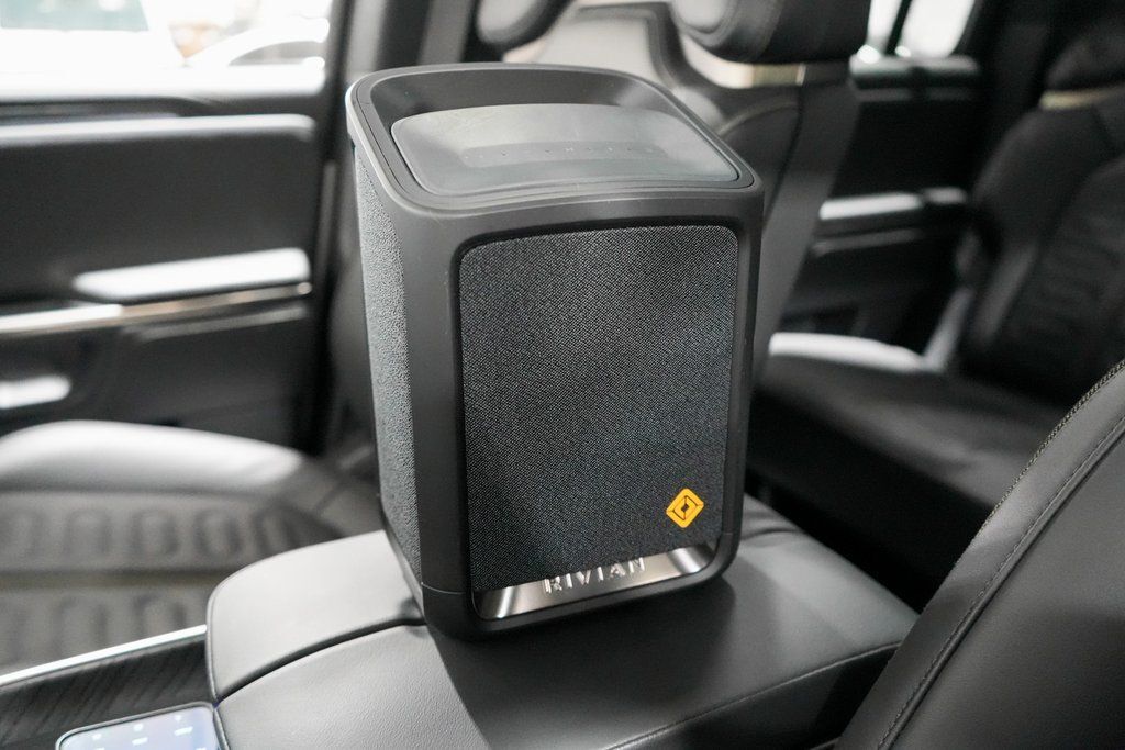 2023 Rivian R1S Adventure Tigard OR