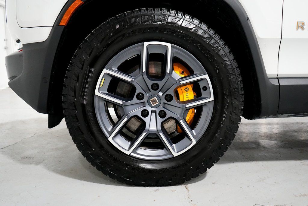 2023 Rivian R1S Adventure Tigard OR