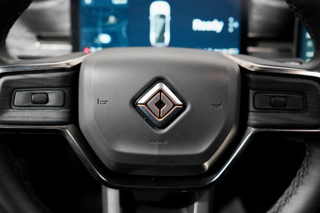 2023 Rivian R1S Adventure Tigard OR