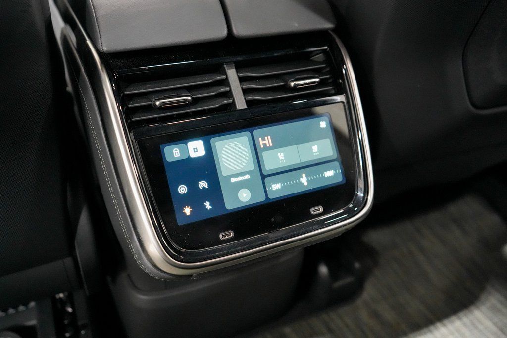 2023 Rivian R1S Adventure Tigard OR