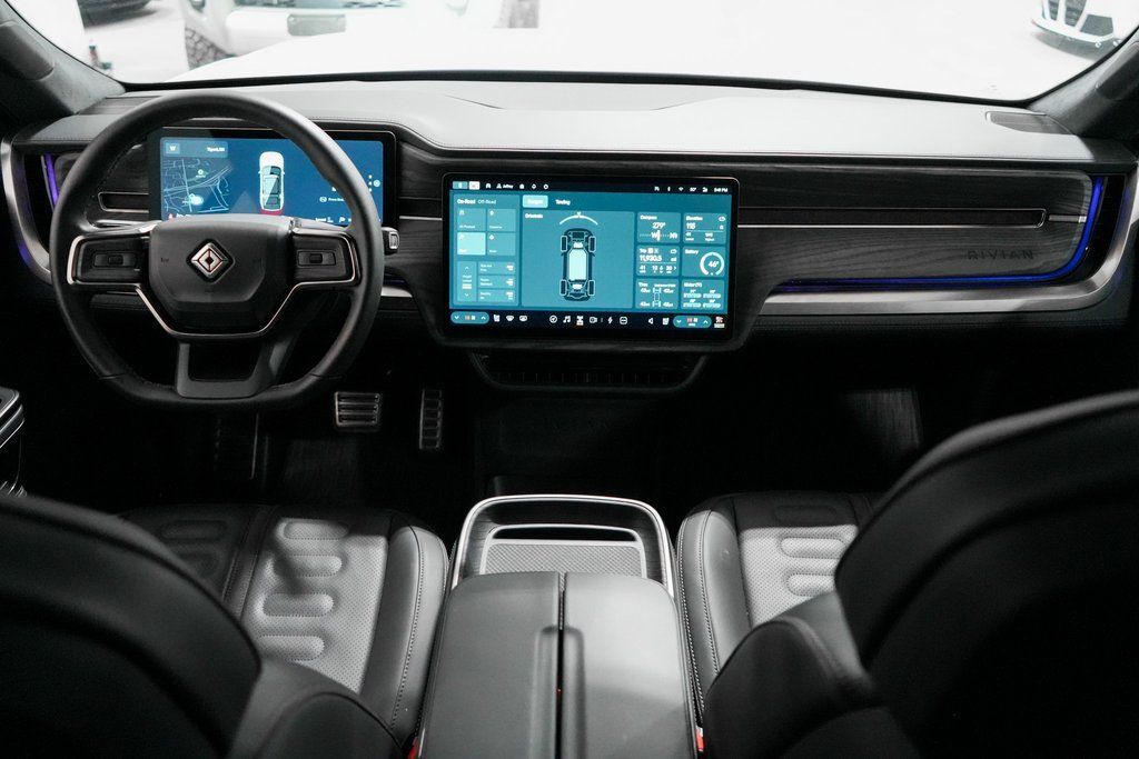 2023 Rivian R1S Adventure Tigard OR